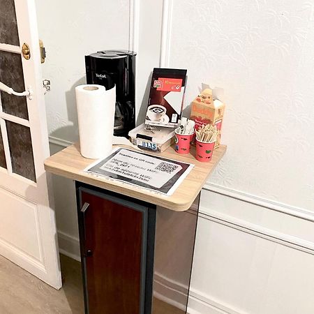 Ferienwohnung Balcon De Paris Gennevilliers Exterior foto
